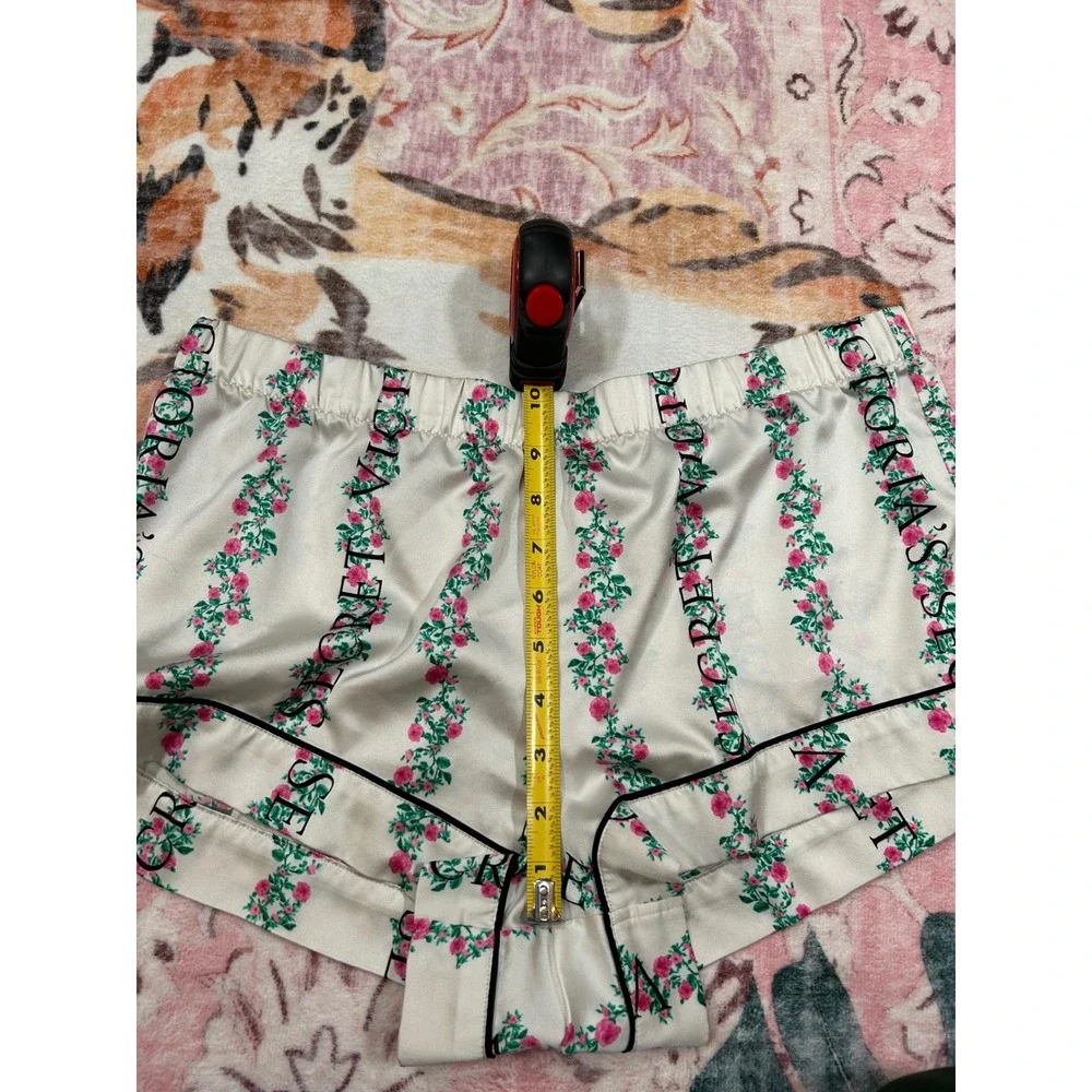 Victorias Secret tiny stain
